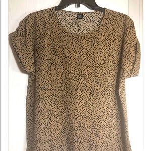 New  Shein Woman Cuff Short Leopard Blouse Round Neck Size M Top Khaki